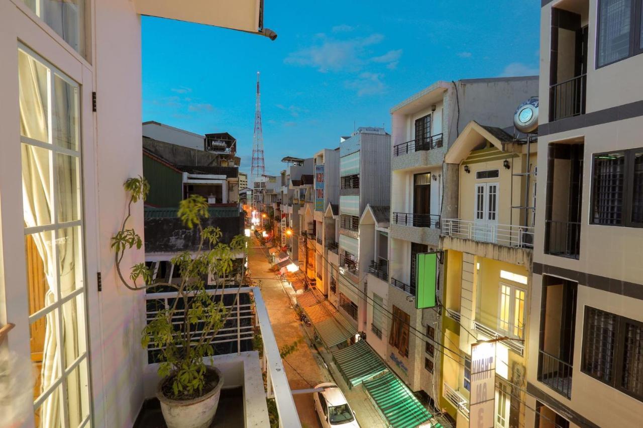 Dimpless Homestay Хюэ Экстерьер фото